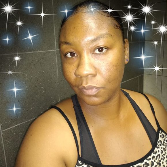 Meet your Posher, Jenesia - Picture 1 of 1